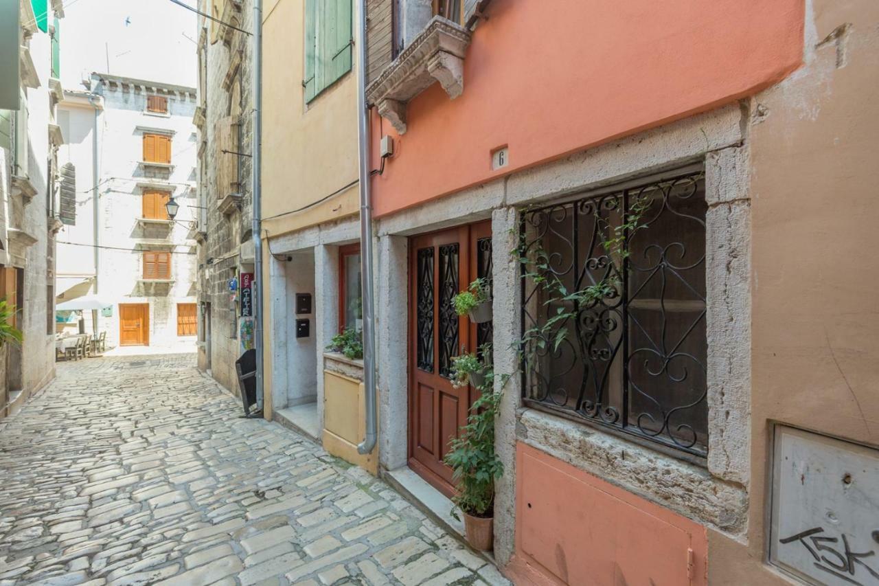 Studio Yellow Flower Rovinj Kültér fotó